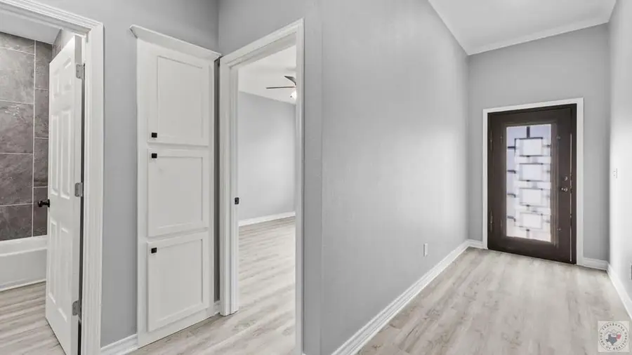 105 Oak St, Redwater, TX 75567 - Image #2