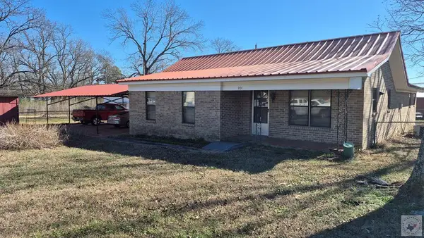 202 First, Naples, TX 75568