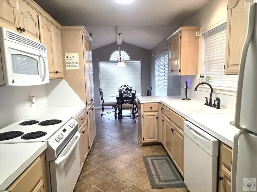 3005 Brittney Ln, Texarkana, TX 75503 - Image #3