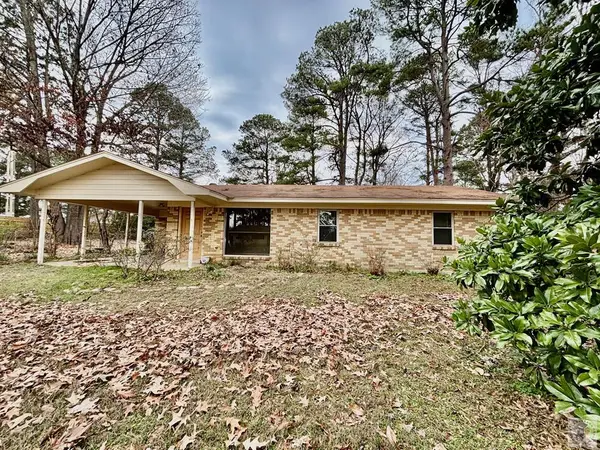 105 Pine St, Redwater, TX 75573