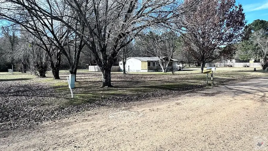 40 Randy Dr, Texarkana, TX 75501 - Image #2