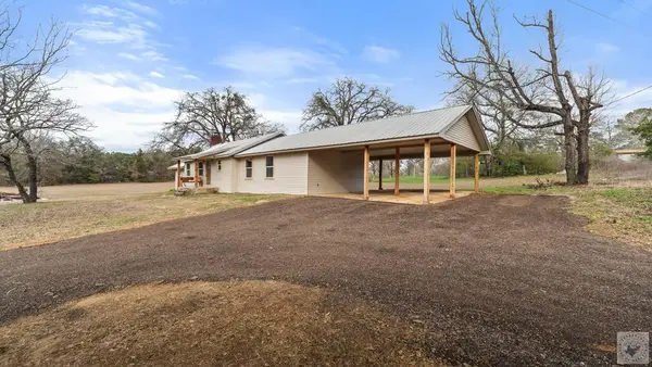 3897 County Road 3110, Atlanta, TX 75551