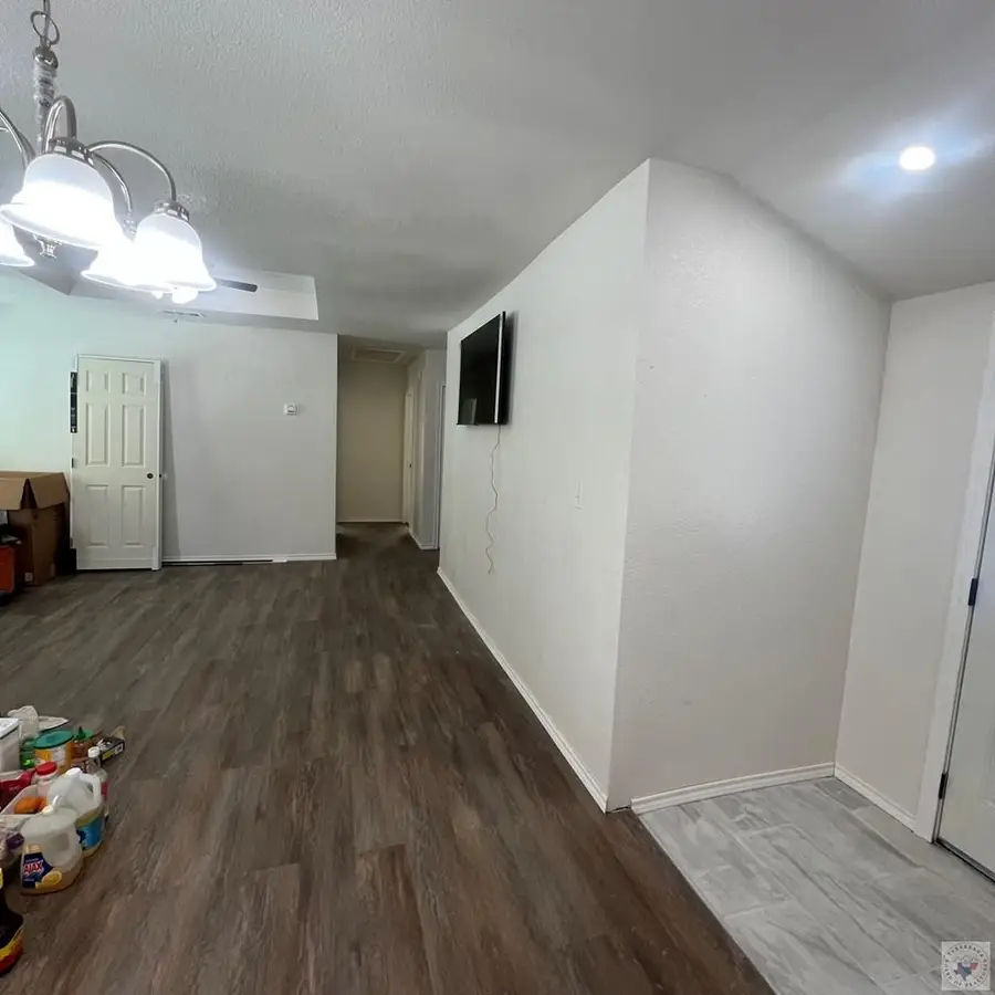 761 Macarthur, Wake Village, TX 75501 - Image #2