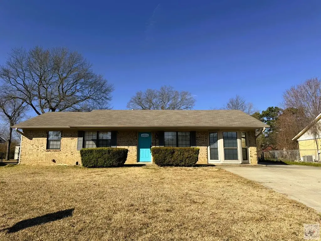 4809 Parkland Dr, Texarkana, AR 71854 - #1