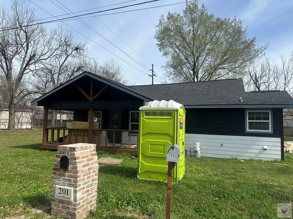 201 Courthouse Ave, New Boston, TX 75570 - #1