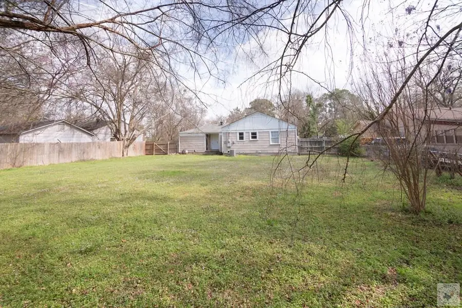 317 Victory Place, Wake Village, TX 75501 - #2