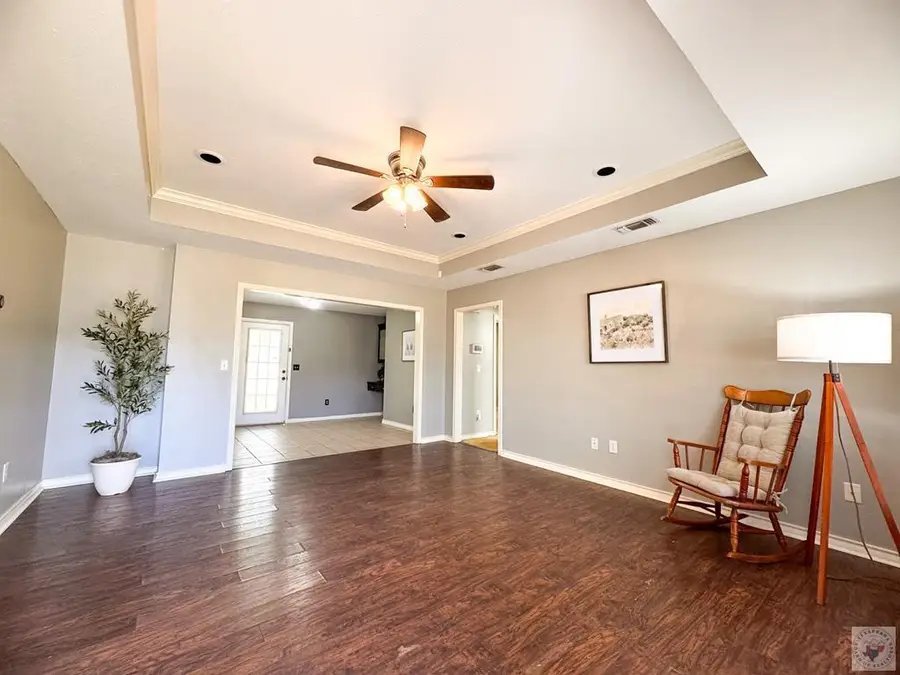 65 Green Oak Cir, Nash, TX 75569 - #3