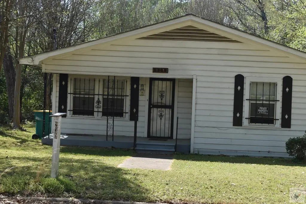 2301-2303-2305 Spruce St., Texarkana, TX 75501 - #1