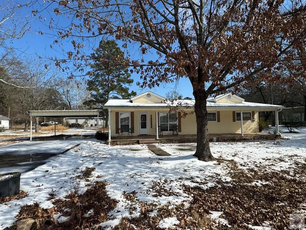 604 N Bell St., Foreman, AR 71836 - #1