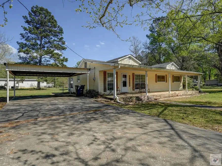 604 N Bell St., Foreman, AR 71836 - #2