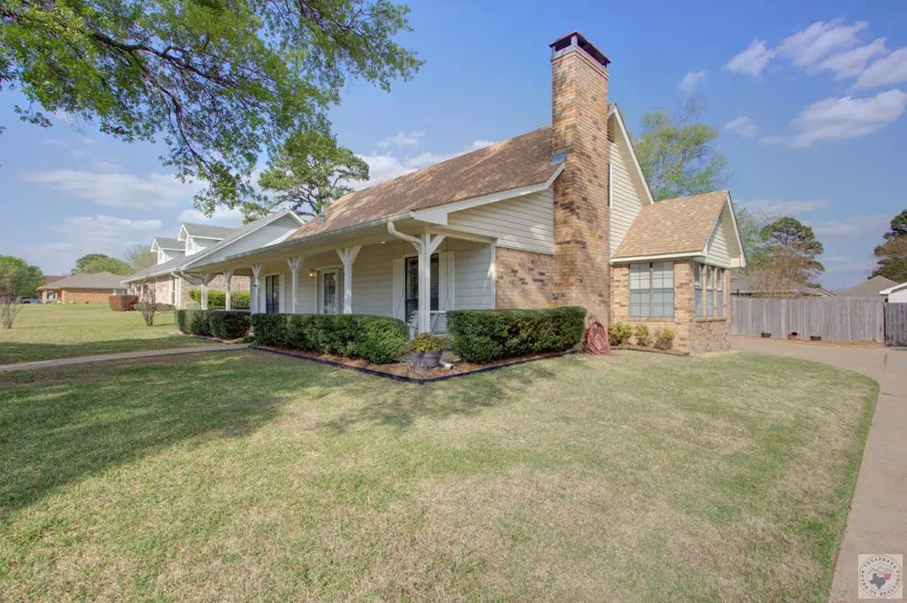 325 Loma Linda, Wake Village, TX 75501 - #1