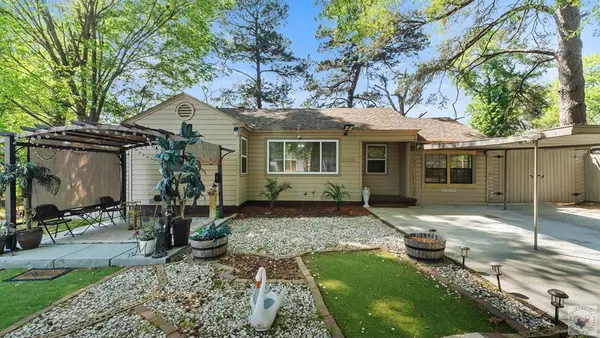 3305 Anthony Dr, Texarkana, TX 75503