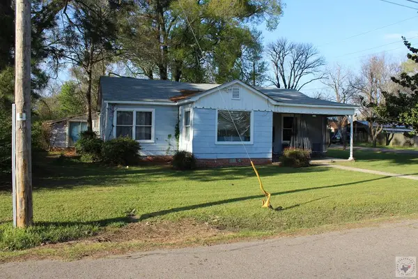 1002 W 7th, Hope, AR 71801