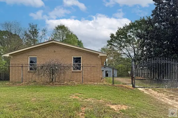 3811 Buchanan Loop Road, Texarkana, TX 75501