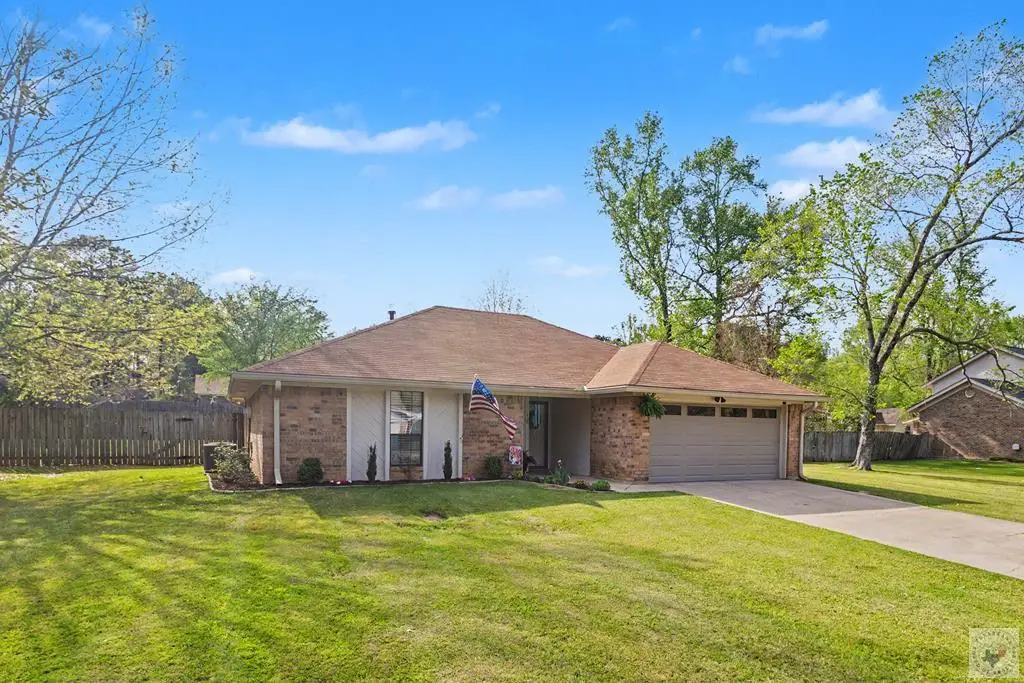 105 Honeysuckle St, New Boston, TX 75570 - #1