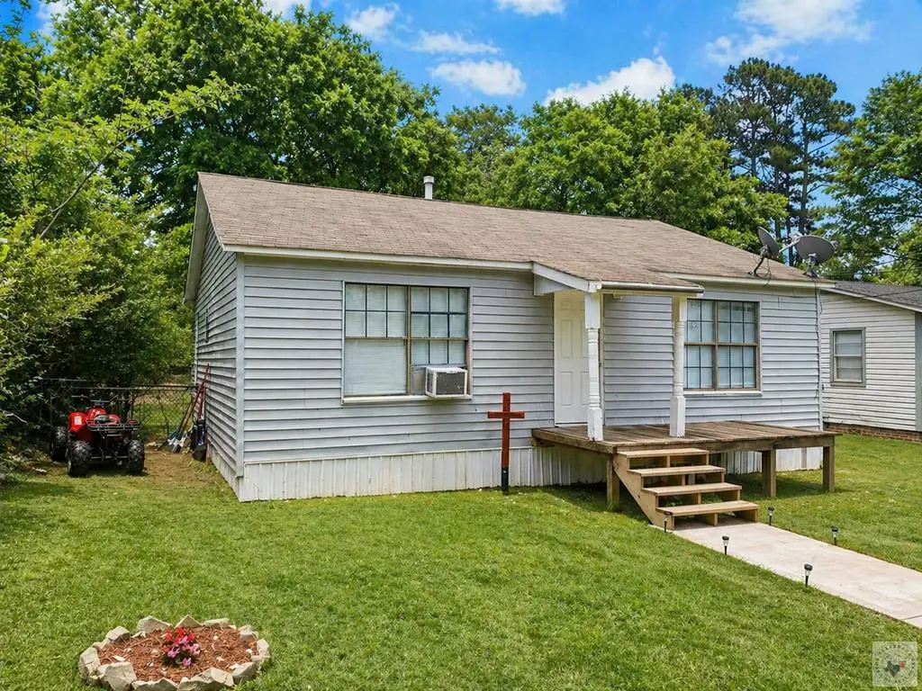 918 Arkansas St., Atlanta, TX 75551 - #1