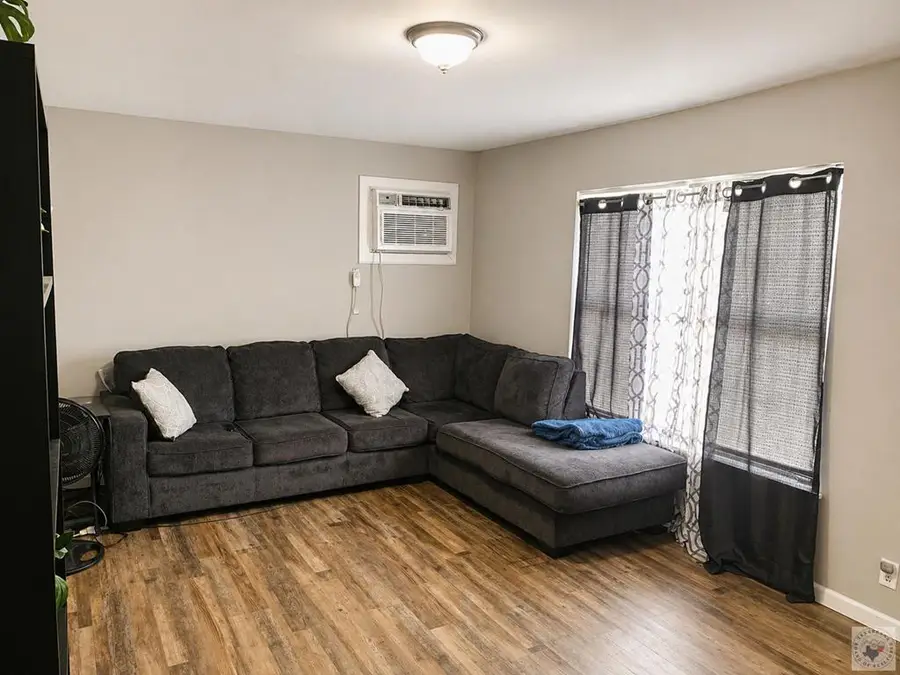 918 Arkansas St., Atlanta, TX 75551 - #3