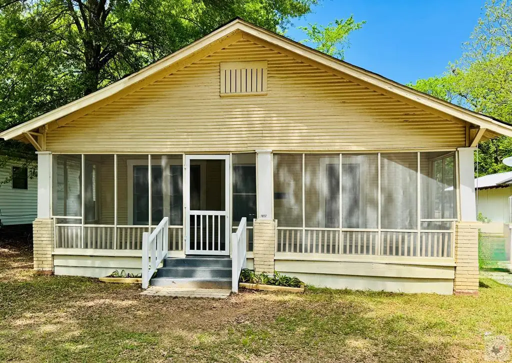 1822 W 15th St, Texarkana, TX 75501 - #1