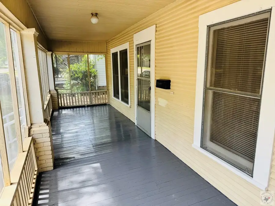 1822 W 15th St, Texarkana, TX 75501 - #3