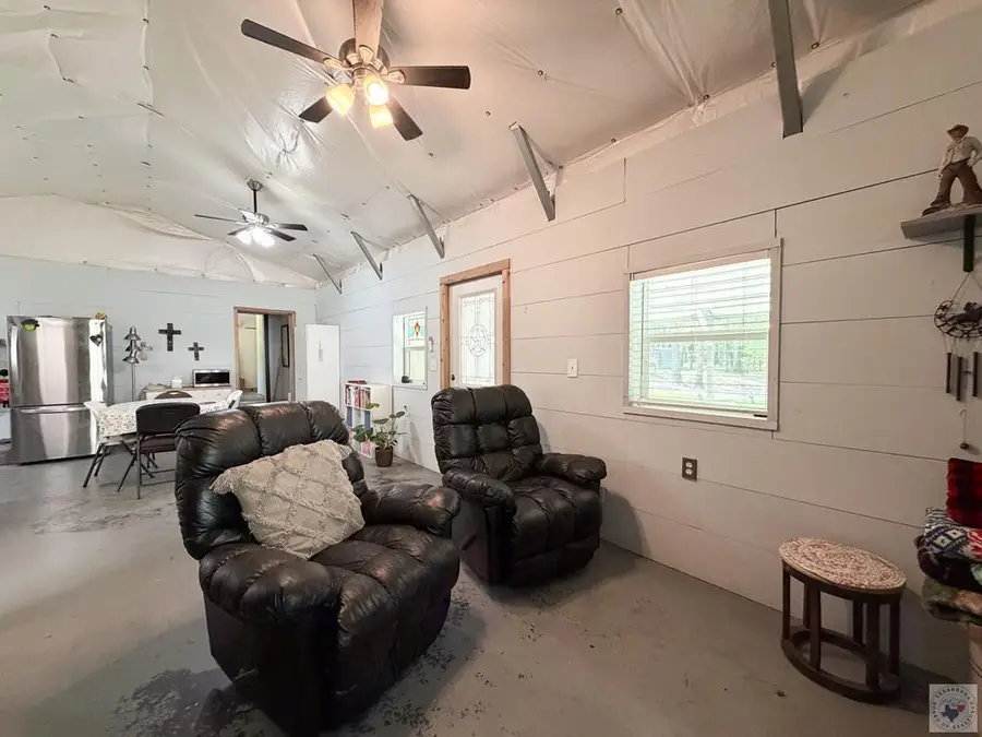 3932 Fm 2735, De Kalb, TX 75559 - #3