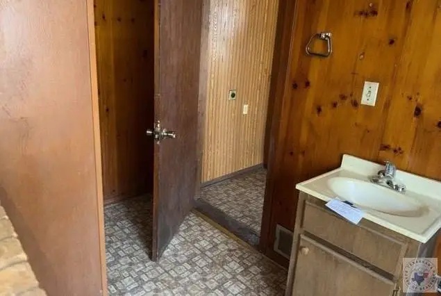 2927 Lyons St, Texarkana, TX 75501 - #2