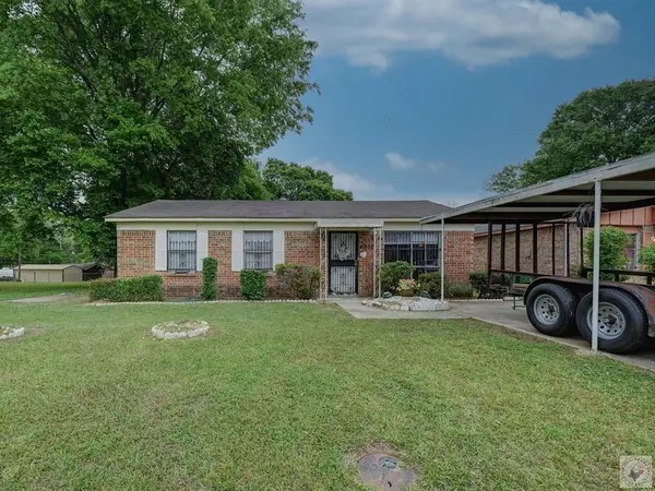 2302 Bell St., Texarkana, TX 75501