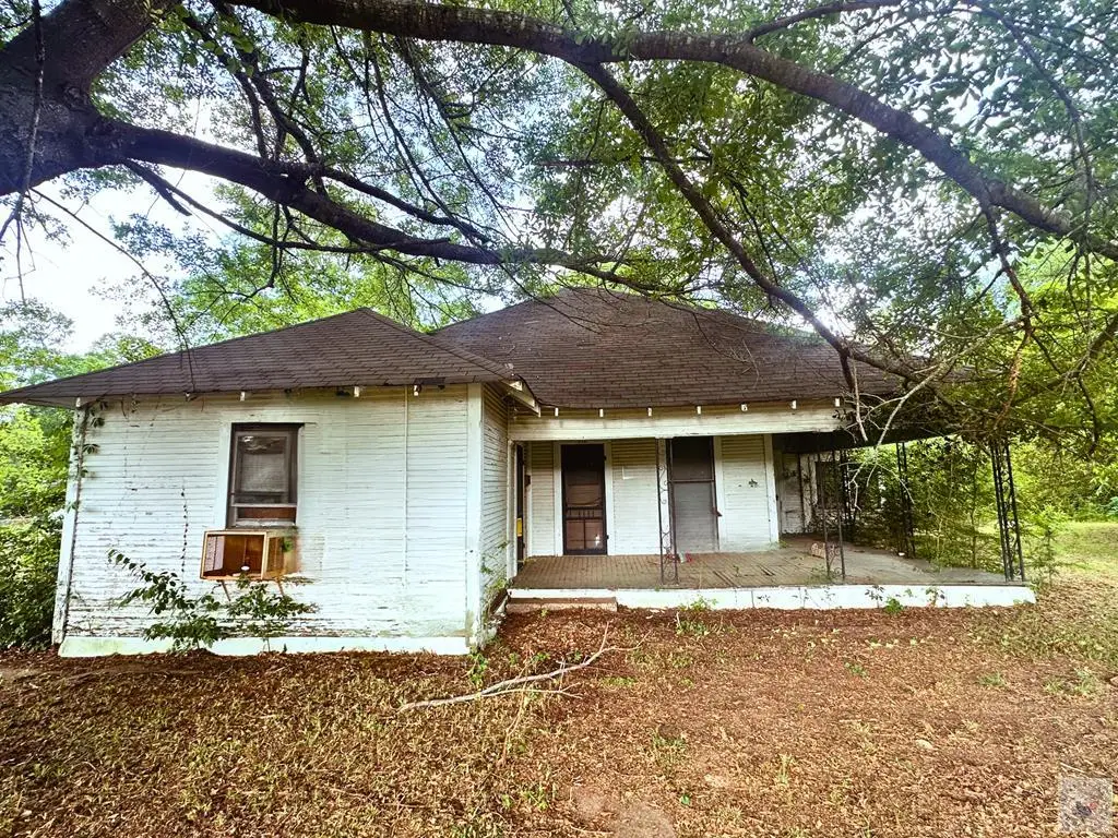 512 N Ellis St, New Boston, TX 75570 - #1