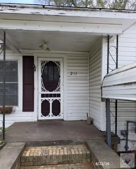 211 SW Front St, New Boston, TX 75570 - #3
