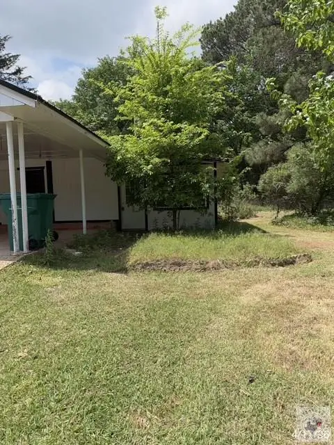 324 E Browning, De Kalb, TX 75559 - #3