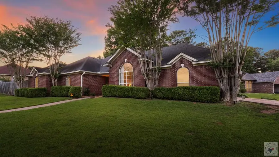 1003 Brown Drive, Wake Village, TX 75501 - #2
