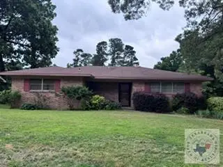 312 W Greenfield, Wake Village, TX 75501
