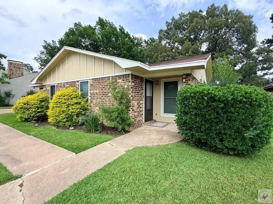 4706 Bradley St, Texarkana, AR 71854 - #2