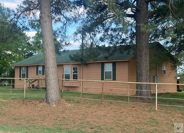 4731 Fm 44 West, DeKalb, TX 75559
