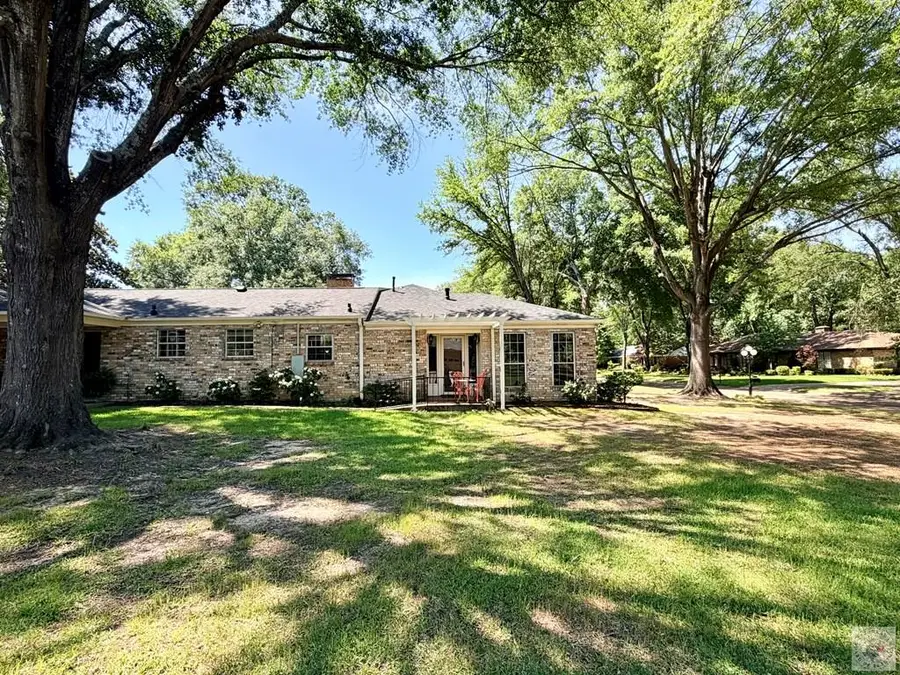 9 Cambridge Dr, Texarkana, AR 71854 - #3