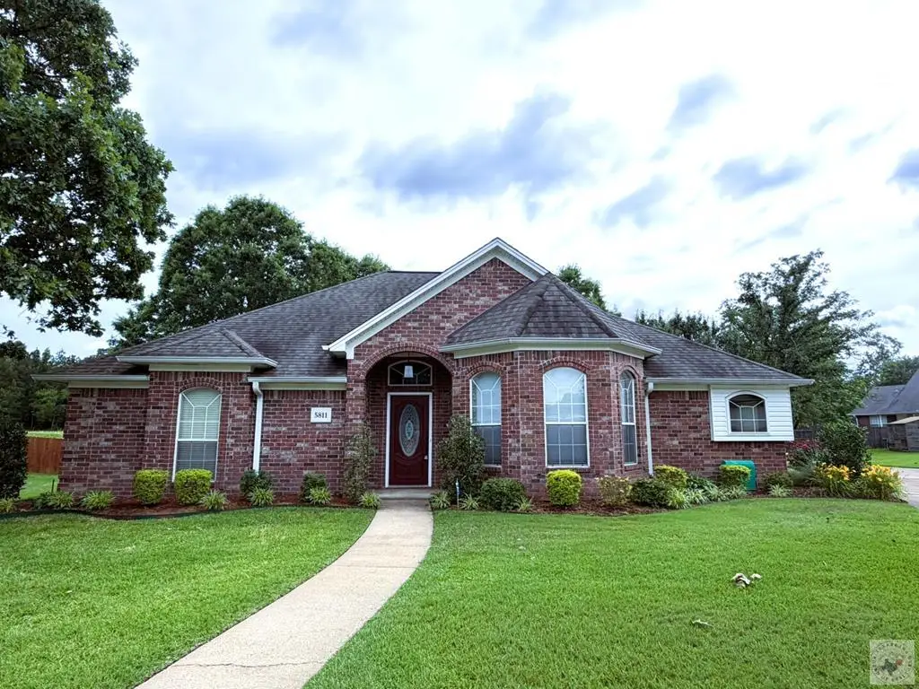 5811 Oak Hollow Pl, Texarkana, AR 71854 - #1