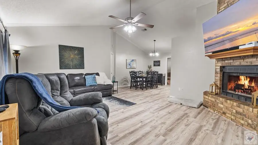 13 Wilder Place, Hooks, TX 75561 - #3