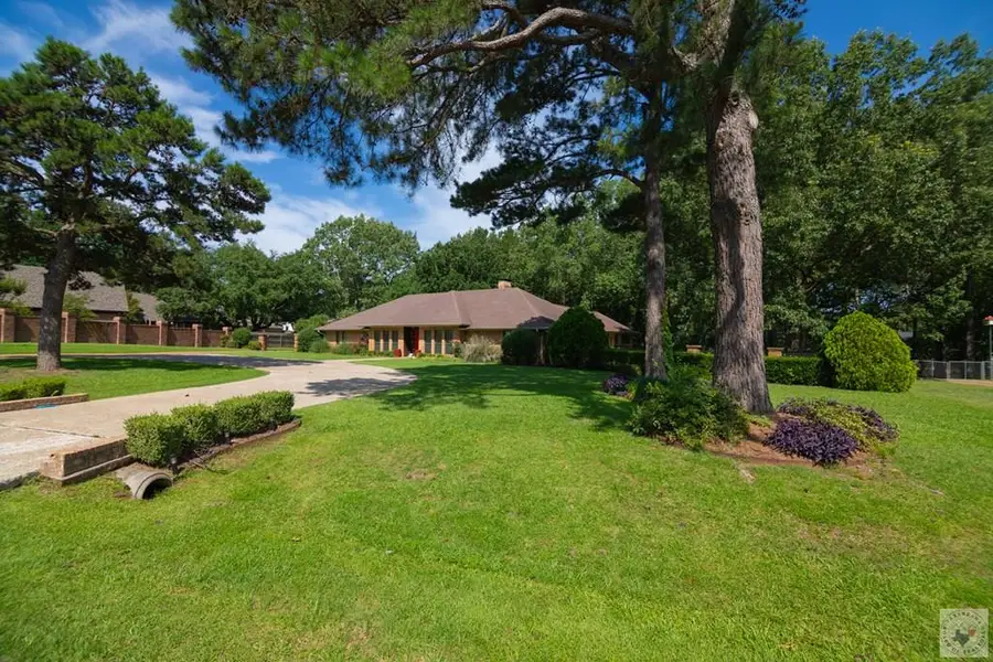 6503 Lakeview Dr, Texarkana, TX 75503 - #2