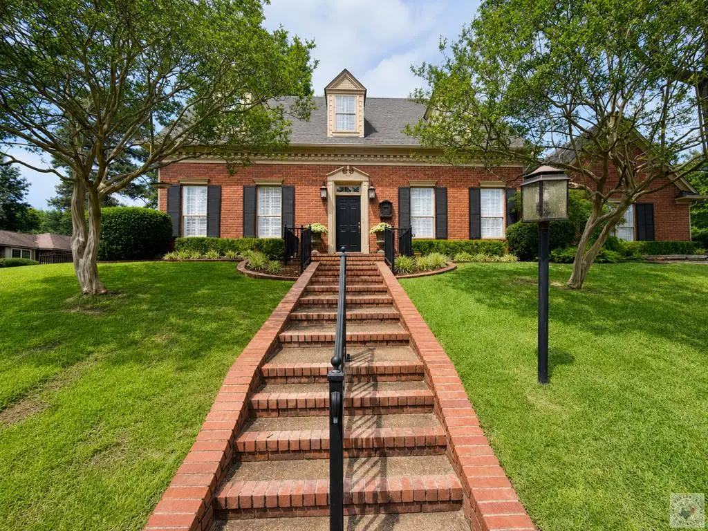 6105 Pleasant Ln, Texarkana, TX 75503 - #1