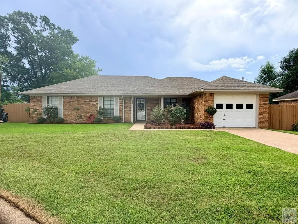 16 Cherokee Trail, Texarkana, AR 71854 - #1