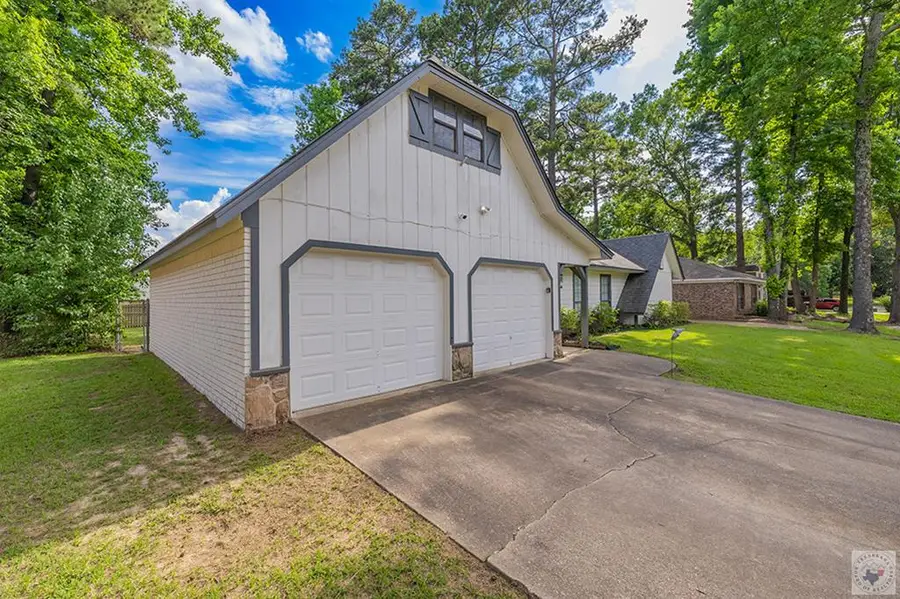 3703 Wyatt Ln, Texarkana, TX 75503 - #3