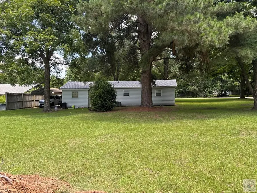 603 N Center St, New Boston, TX 75570 - #2