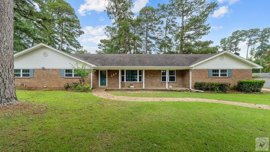 204 Redwater Rd., Wake Village, TX 75501 - #1