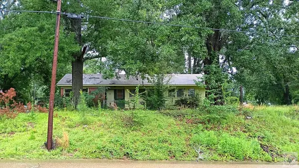 302 Butler Street, Atlanta, TX 75551