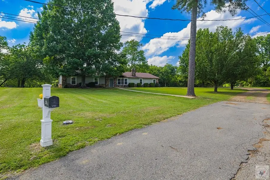 115 Greenwood Cir, De Queen North Township, AR 71832 - #2