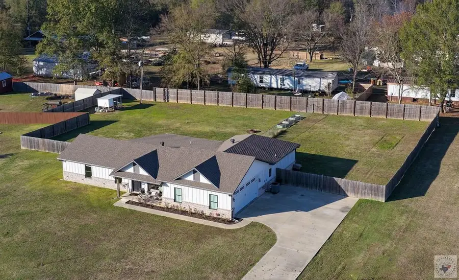 290 Bunker Hill, Hooks, TX 75561 - #3