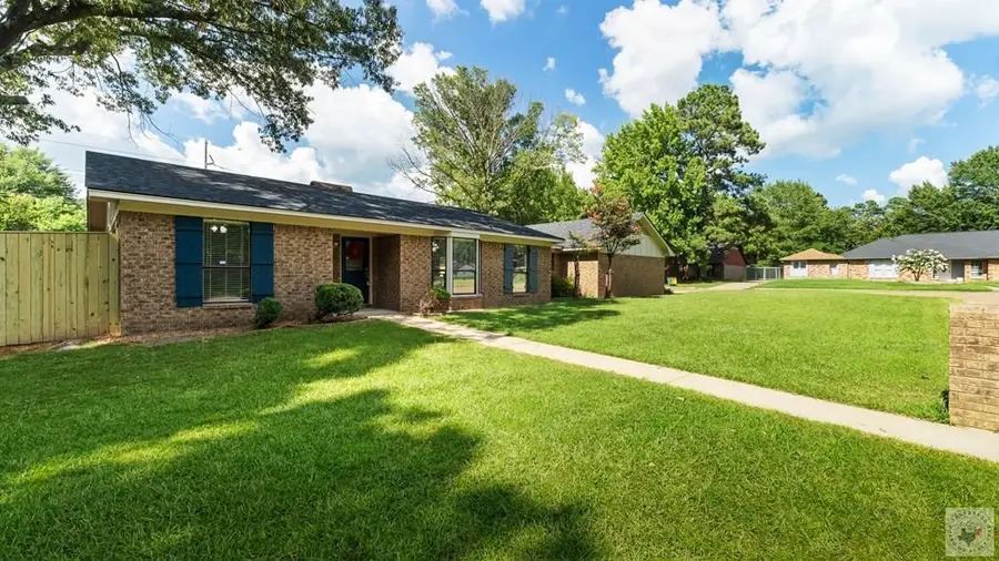 6213 Polly Dr, Texarkana, TX 75503 - #2