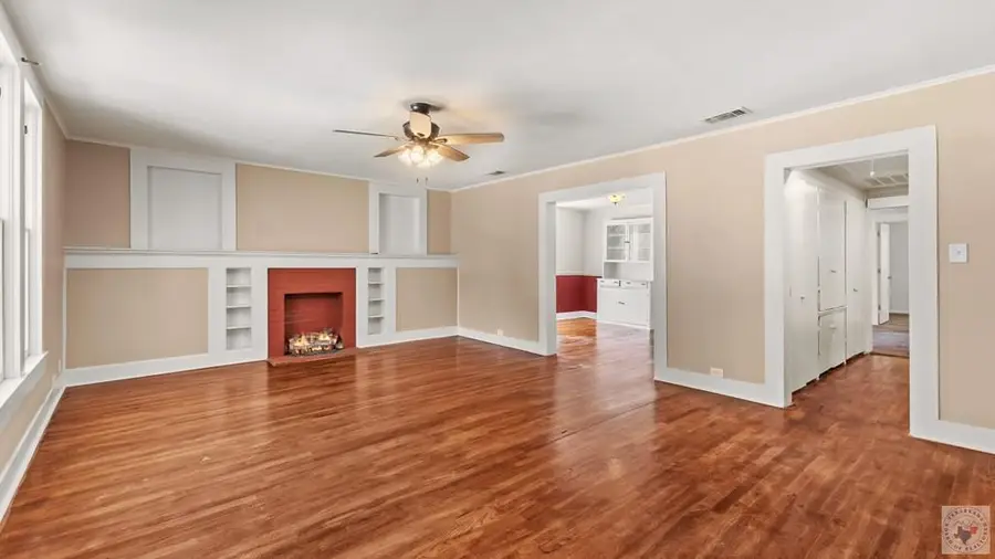 121 S Dupree, Ashdown, AR 71822 - #2