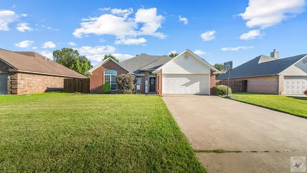 40 Quail Brook, Texarkana, TX 75501
