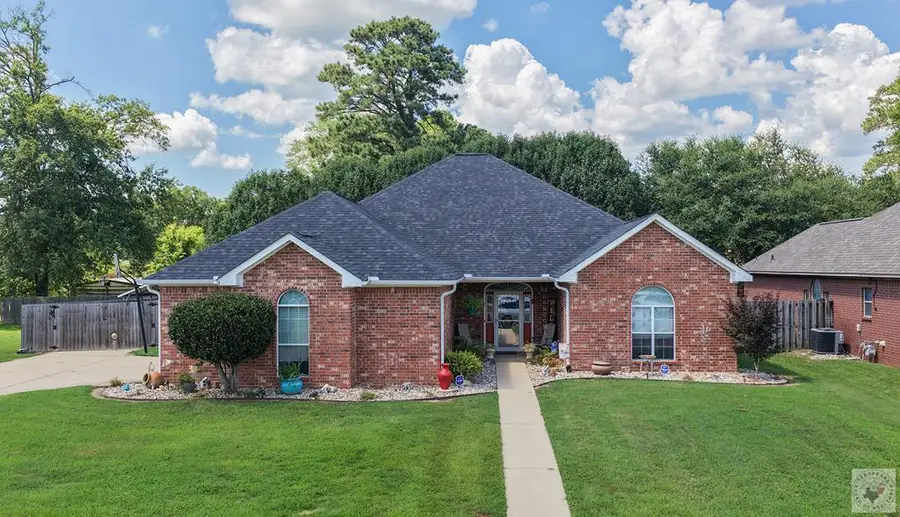 116 Corley Cr, Wake Village, TX 75501 - #2