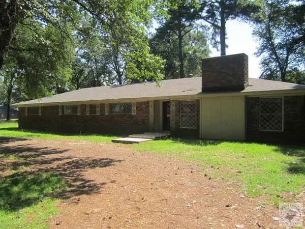 1120 Kings Highway, Nash, TX 75569